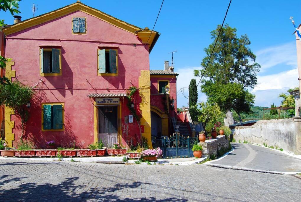 Yangos Traditional Appartement Kouramádes